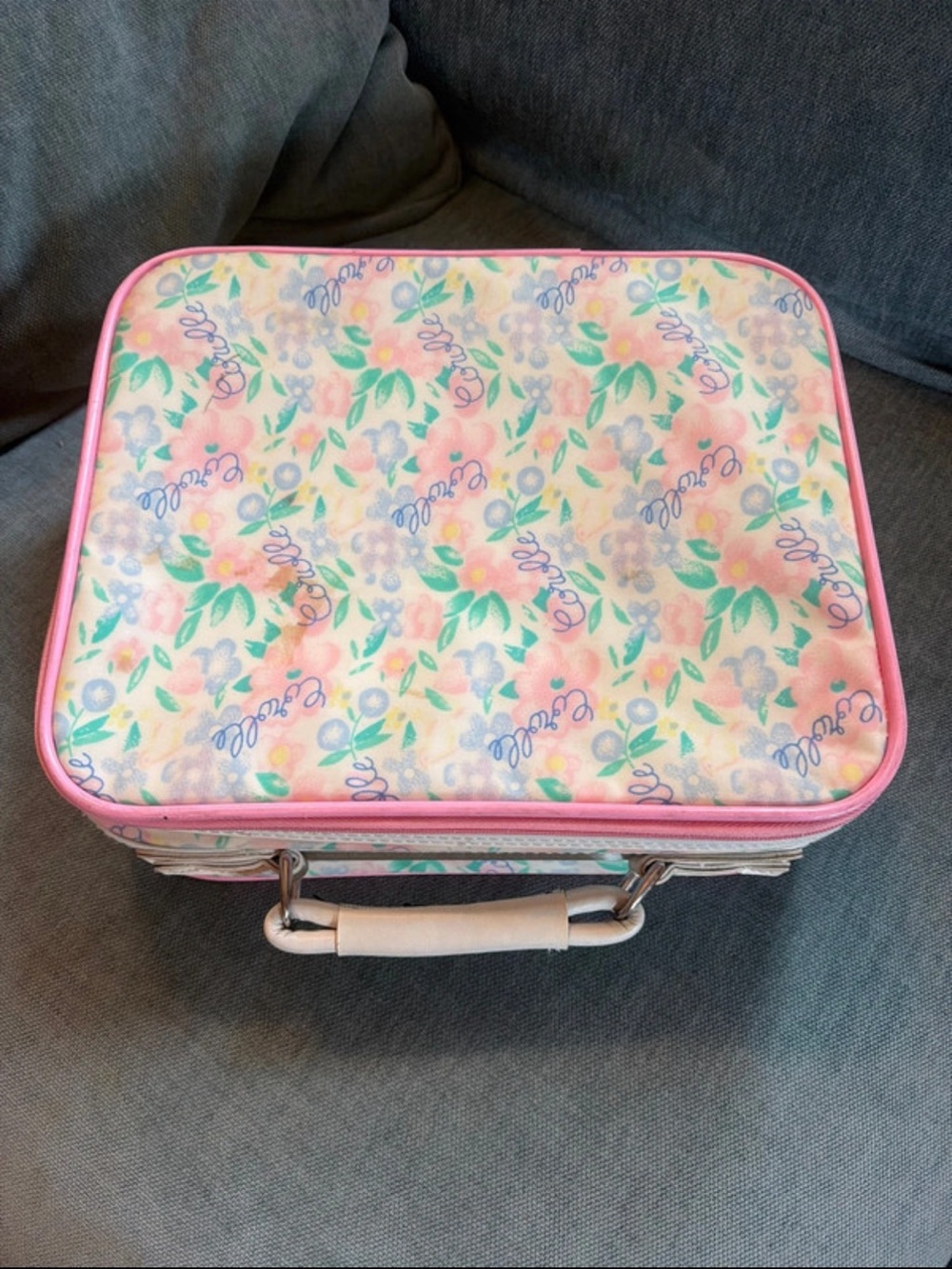 Vintage pastel floral Pink Cosmetic Train Case - Women Bags